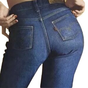 Levi’s Vintage 70’s Orange Tab High Rise Wide Leg Jeans Size 4